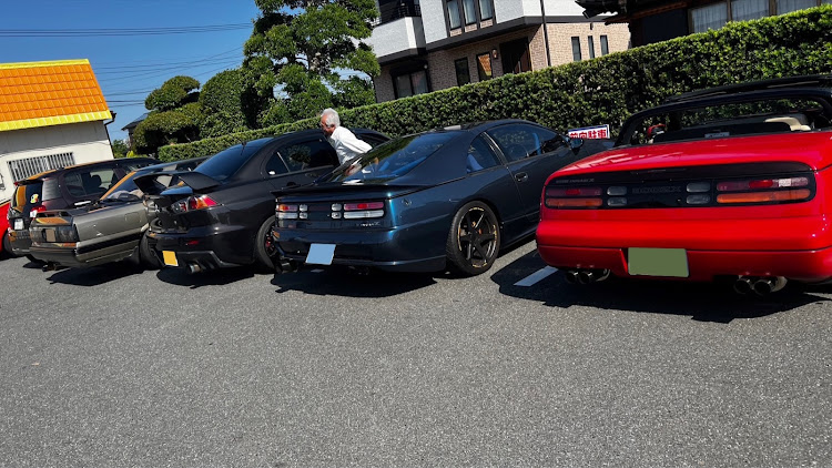 フェアレディZのZ32・チャー弁・としまや・袖ヶ浦海浜公園・千葉フォルニアに関するカスタム事例の投稿画像4枚目