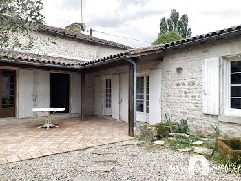 maison à Bourg-Charente (16)