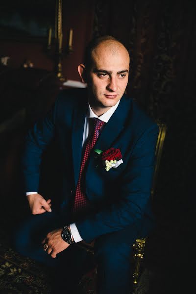 Fotógrafo de casamento Mikhail Ryabinskiy (mikkk1234). Foto de 9 de setembro 2016