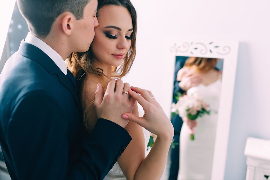 Wedding photographer Lena Piter (lenapiter). Photo of 23 January 2018