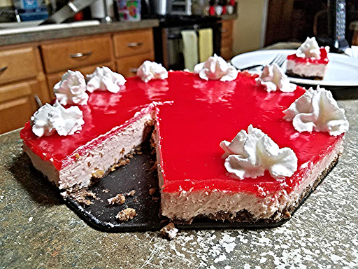 Carb Friendly Cheesecake w/Strawberry S F Glaze