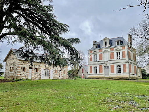 Maison avec piscine et jardin 2