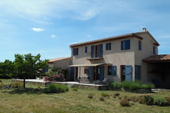 villa à Visan (84)