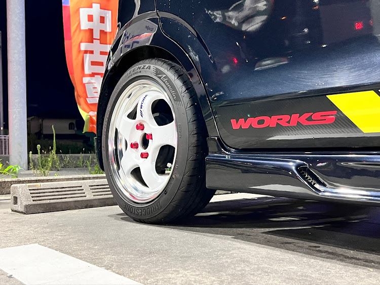 アルトワークスのworksをこよなく愛する事により生を実感・スタンド映え・スタンド盛り・洗車に関するカスタム事例の投稿画像5枚目