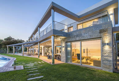 Maison avec piscine et terrasse 6