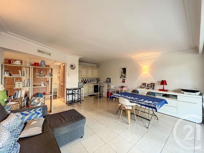 Vente appartement 2 pièces 48 m² à Cannes (06400), 340 000 €