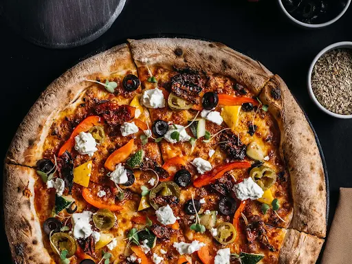 Popo's Veggie Delight Pizza