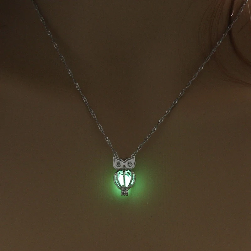 Dark Luminous Necklaces Glow In The Dark lotus Flower Shaped Pendant Necklace For Women Jewelry