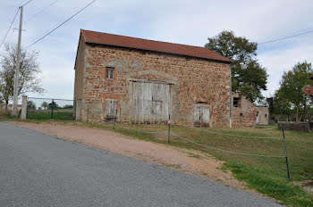 ferme à Saint-Martin-d'Estréaux (42)