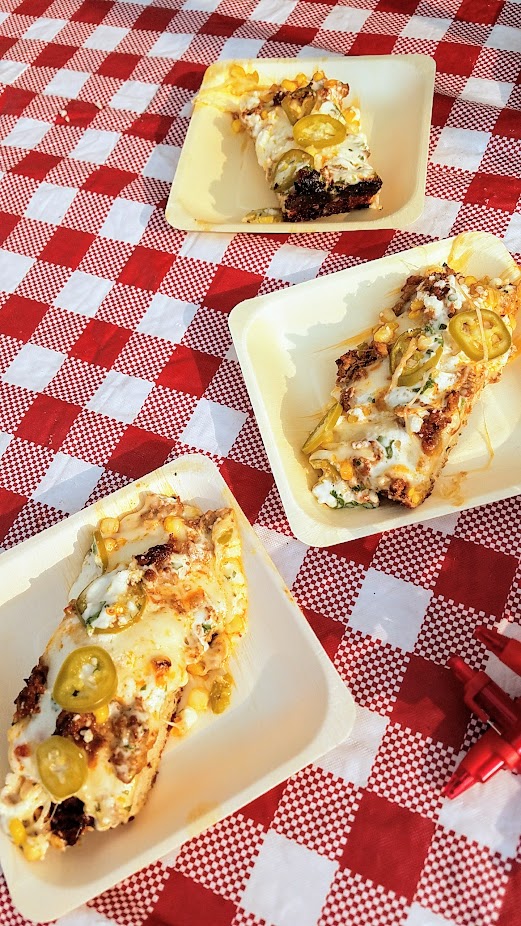 East Glisan presented my favorite pizza of the Pie Harder festival. They offered a pizza with mozzarella and Wisconsin brick cheese, Gathering Together Farm's bi-color roasted corn, Mexican chorizo, pickled jalapenos, cilantro and lime crema.