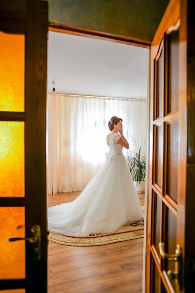 Wedding photographer Darya Boguta (boguta). Photo of 25 April 2017