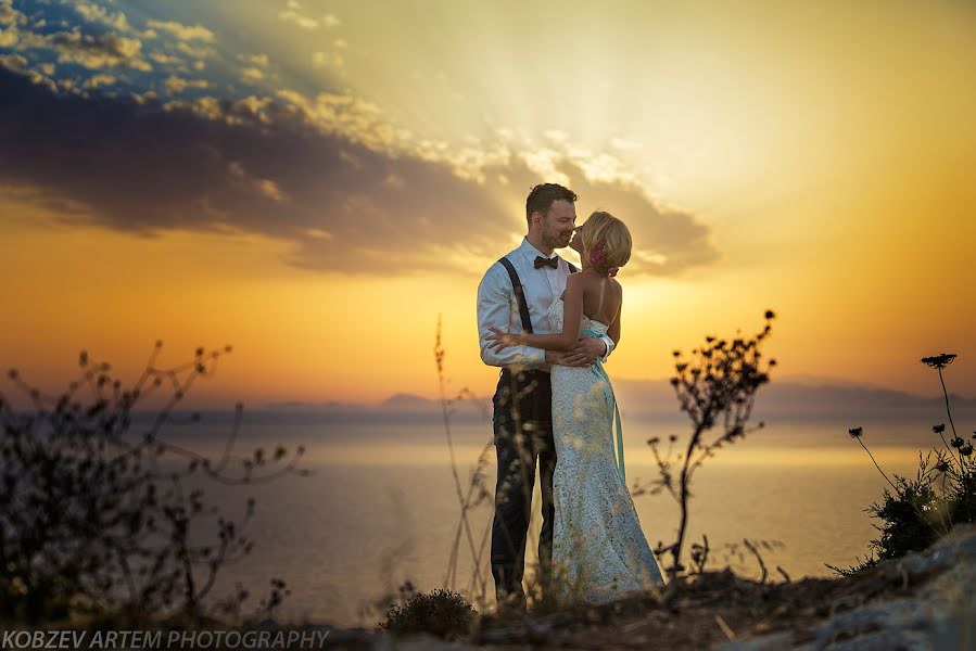 Wedding photographer Artem Kobzev (kobart). Photo of 13 November 2015