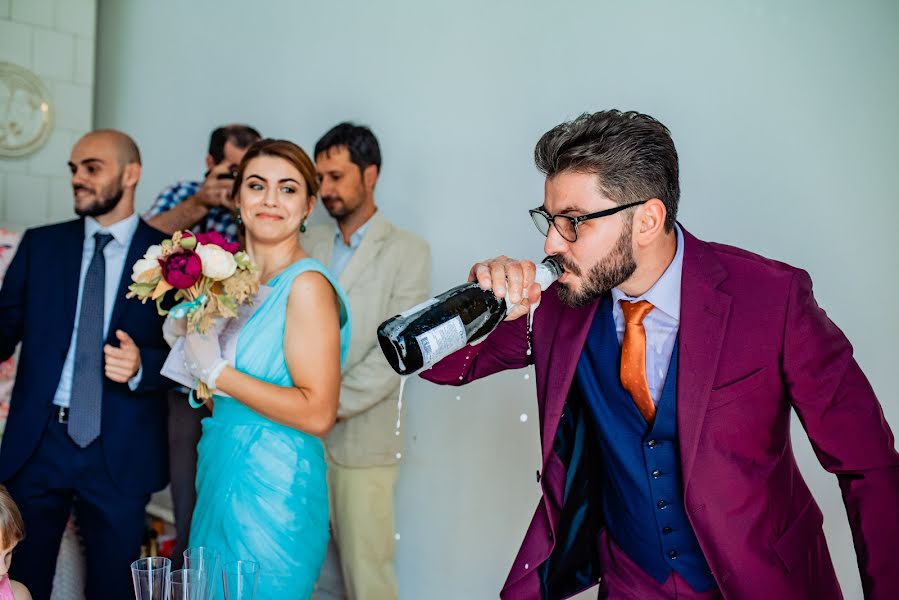 Wedding photographer Laurentiu Nica (laurentiunica). Photo of 16 December 2018