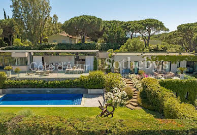 Maison avec piscine et terrasse 2