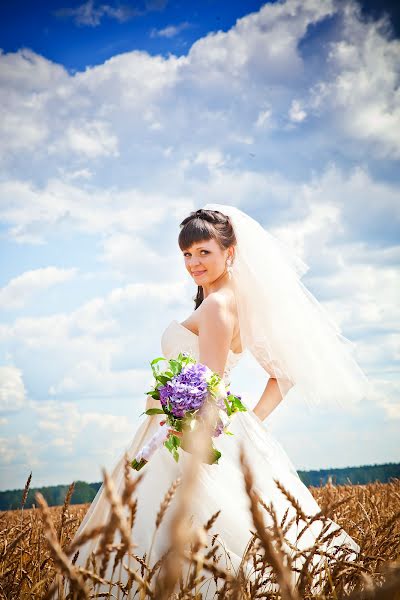 結婚式の写真家Aleksandr Larkov (wwwolk)。2013 9月2日の写真