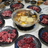 阿裕牛肉涮涮鍋 崑崙店