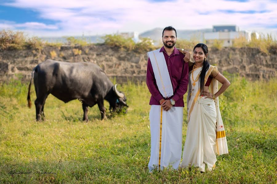 Wedding photographer Aniket Sarita Hemant Malode (malode). Photo of 12 December 2020