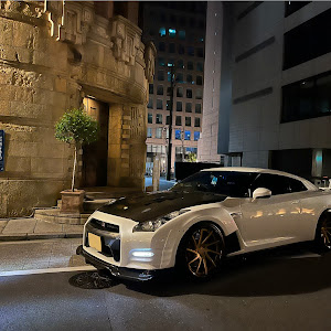 NISSAN GT-R R35