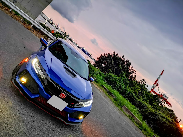 シビックタイプRのRを嗜む💕・newskool honda fest・鈴鹿サーキット・名港トリトンに関するカスタム事例の投稿画像13枚目