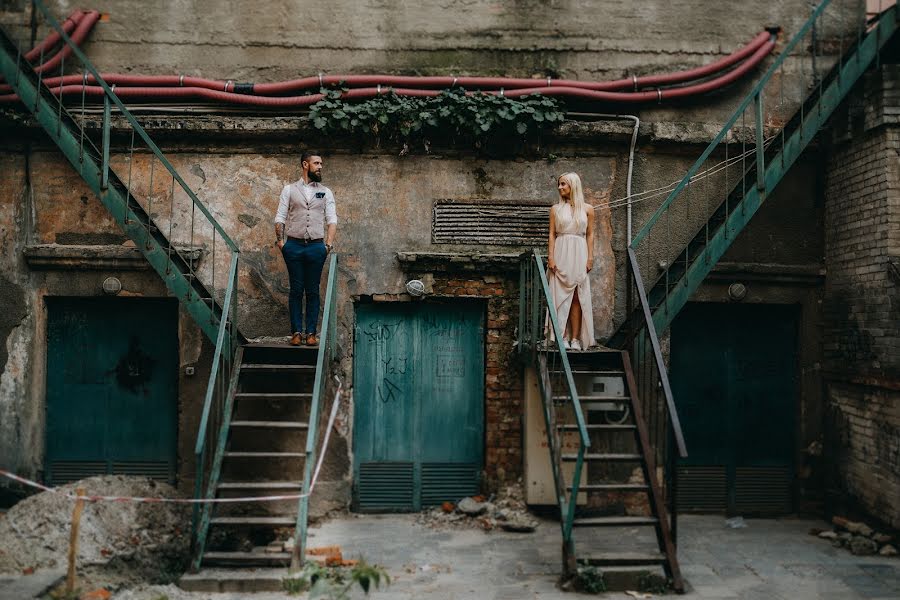 Wedding photographer Tomasz Mosiądz (vintageartstudio). Photo of 10 June 2018