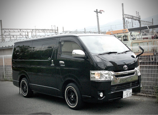 ⚡️HIROKI⚡️さんのハイエースバンKDH201Vの画像