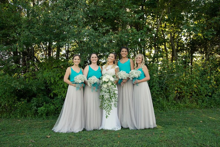 Wedding photographer Marisa Henson (marisahenson). Photo of 8 September 2019