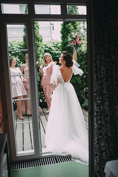 Wedding photographer Olga Shipilova (helgas). Photo of 9 August 2019