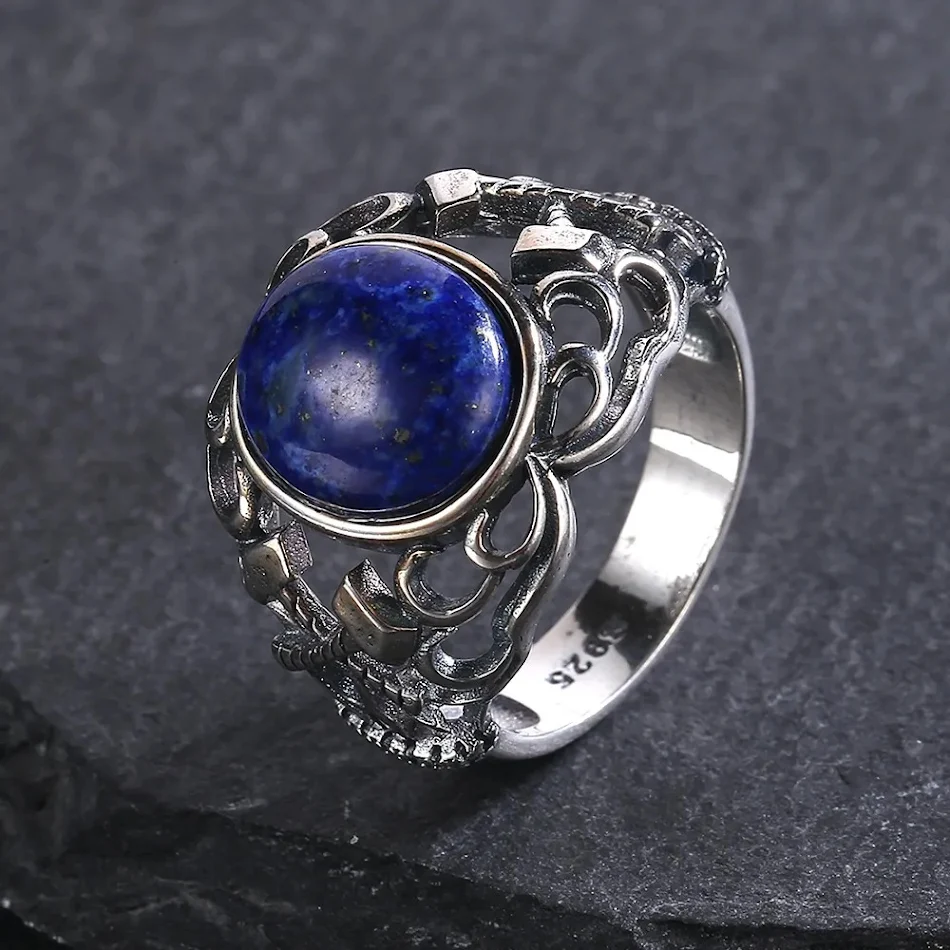Bague d'index personnalisée turquoise, un bijou unique. Personnalisez avec un nom ou initiales, création d'un style unique et élégant.