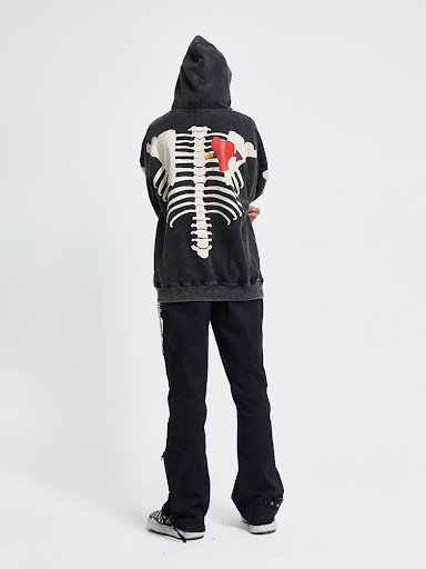 Title 3, Printed hoodie