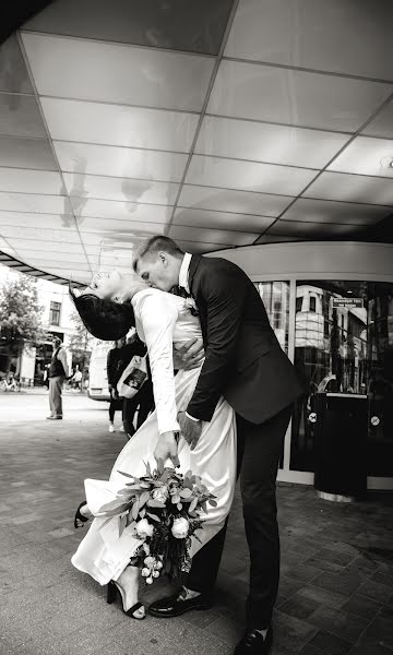 Fotógrafo de casamento Viktoriya Troickaya (troickaya). Foto de 19 de março 2020