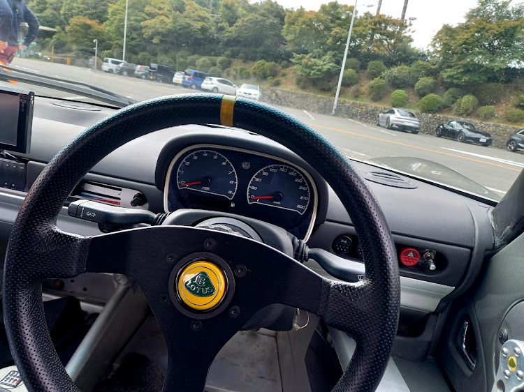 エリーゼのロータスミーティングイン京都・嵐山高雄パークウェイ・ロータス集合・スマホ撮影に関するカスタム事例の投稿画像9枚目