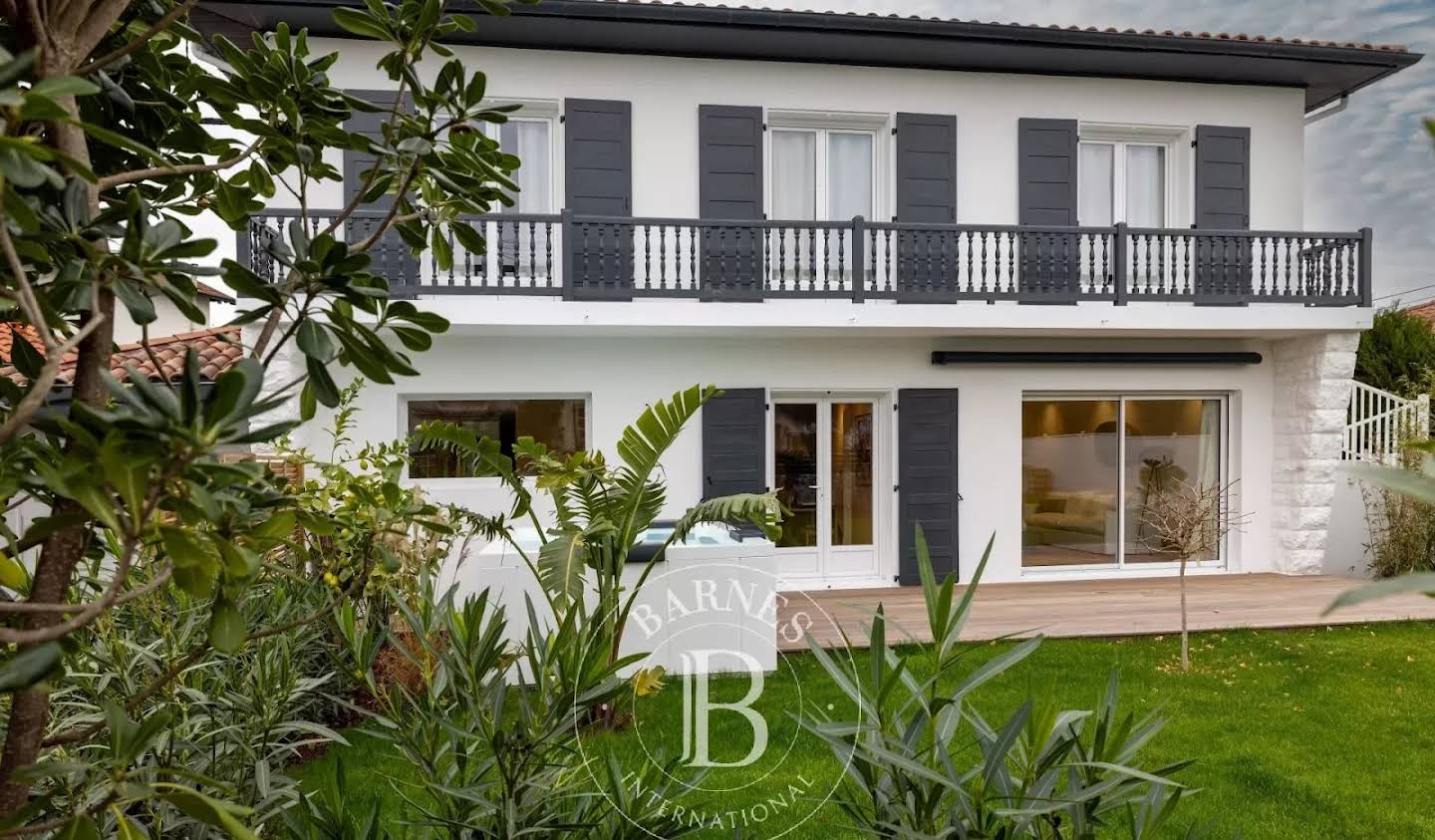 House Anglet