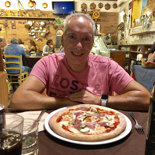 Gluten-Free Pizza at Il Carrettino