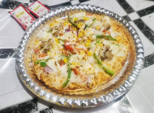 Spicy Tangy Schezwan Pizza