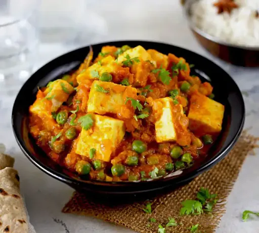 Matar Paneer