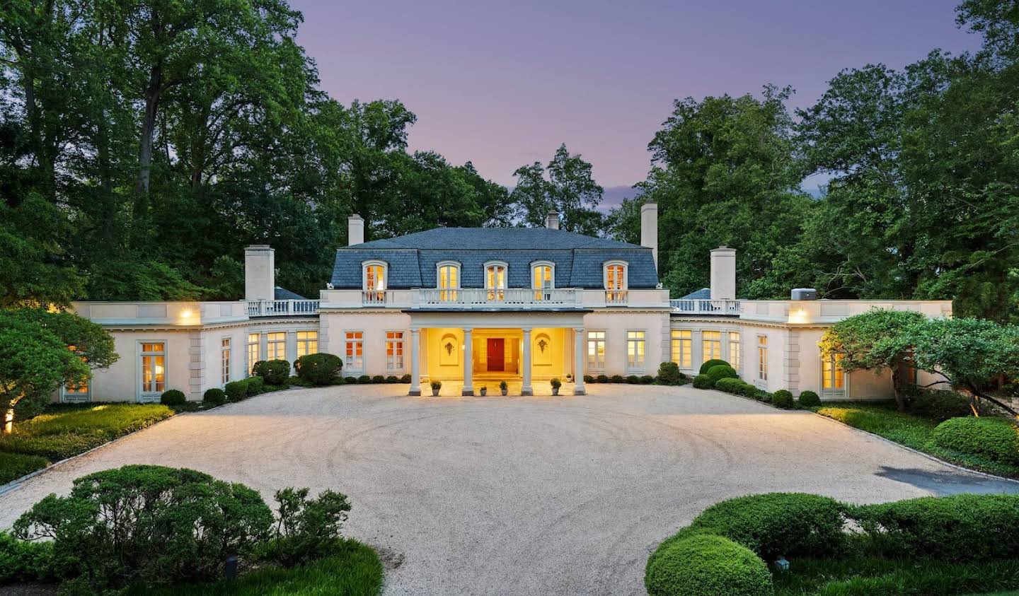 Maison avec piscine et jardin McLean