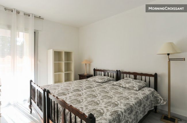 Location meublée appartement 2 pièces 55 m² à Antibes (06600), 1 205 €