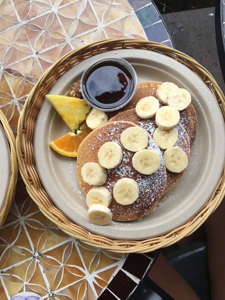 Gf pancakes w banana