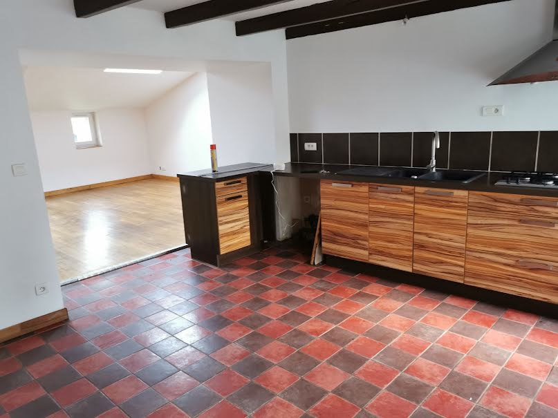 Vente maison 3 pièces  à Queaux (86150), 90 800 €