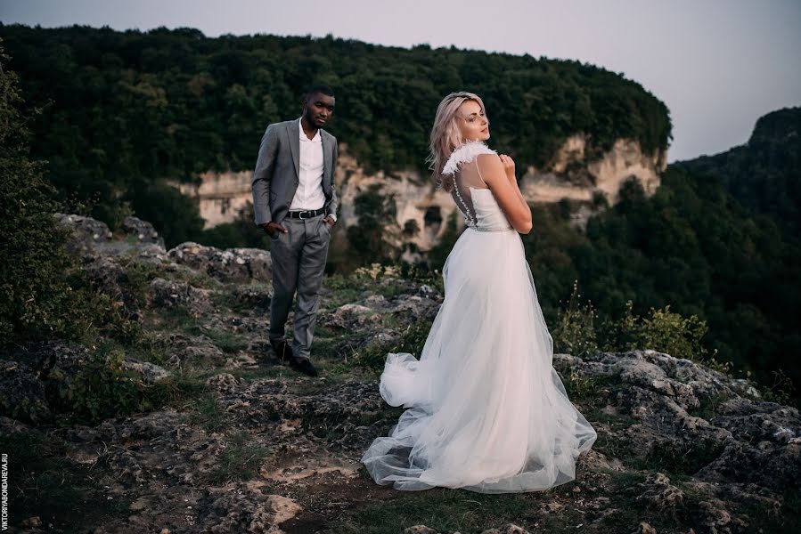 Fotógrafo de casamento Viktoriya Bondareva (bonni). Foto de 26 de setembro 2017