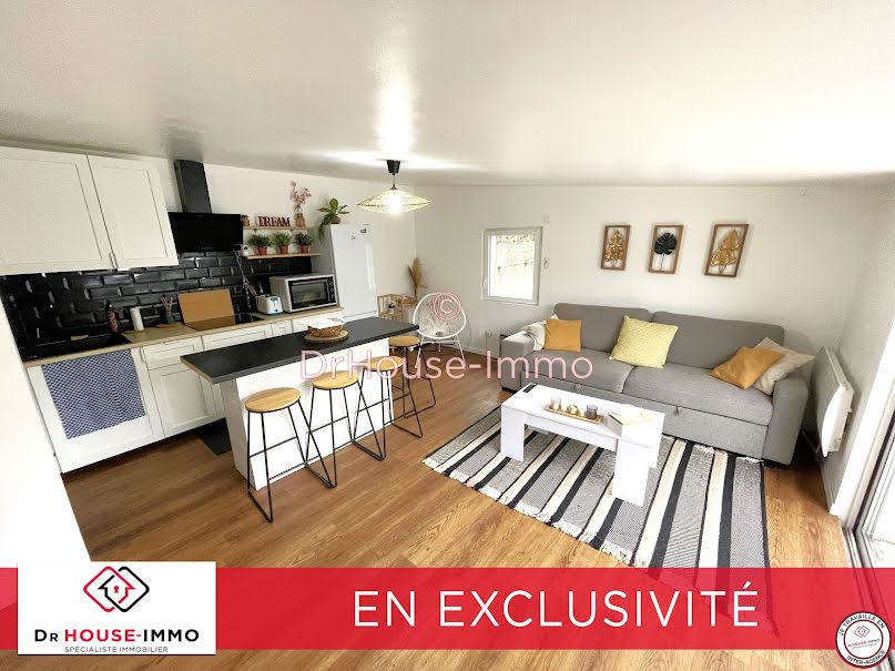 Vente maison 3 pièces 70 m² à Chatellerault (86100), 106 000 €