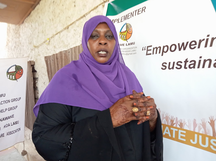 Raya Famau of Lamu Women Alliance during the meeting.