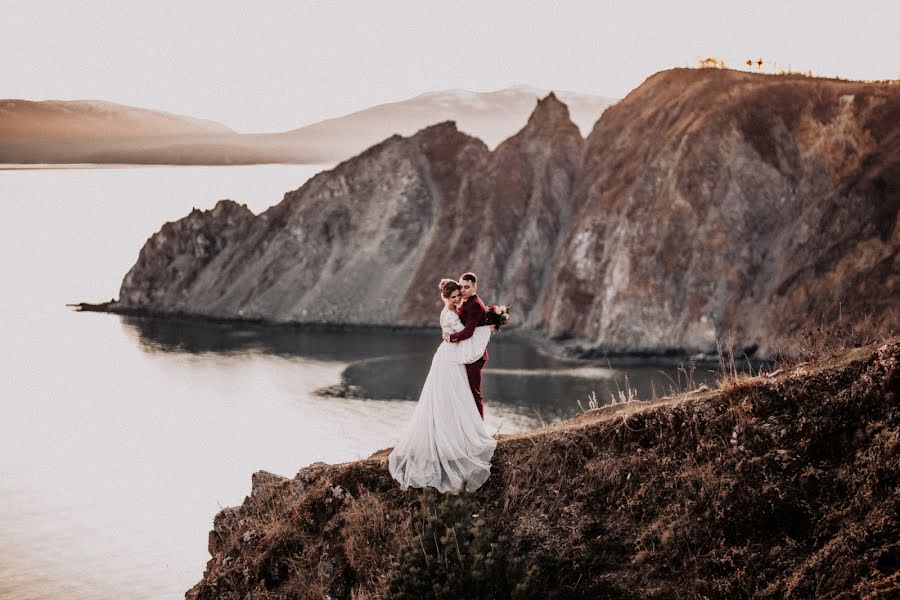 Fotografo di matrimoni Anyuta Aksyutina (anyta1yudina7777). Foto del 8 aprile 2020