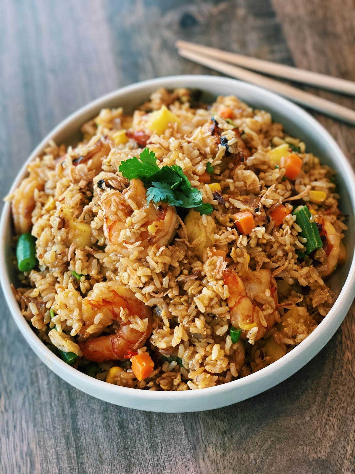 Curry Pineapple & Shrimp Fried Rice - Tiffy Cooks