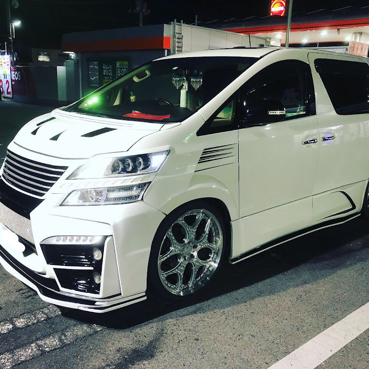 ヴェルファイアの洗車に関するカスタム事例の投稿画像1枚目