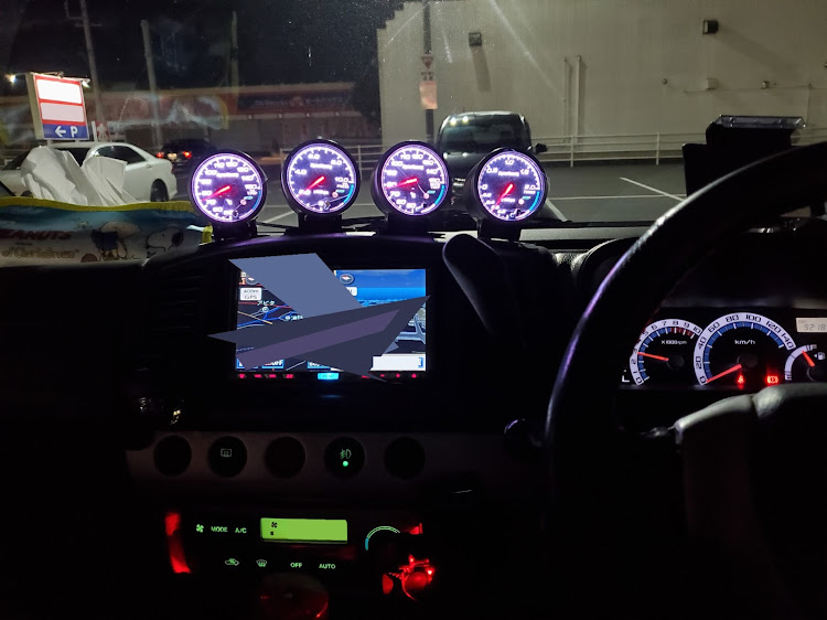 MRワゴンの追加メーター・DIY・愛車に感謝に関するカスタム事例の投稿画像3枚目