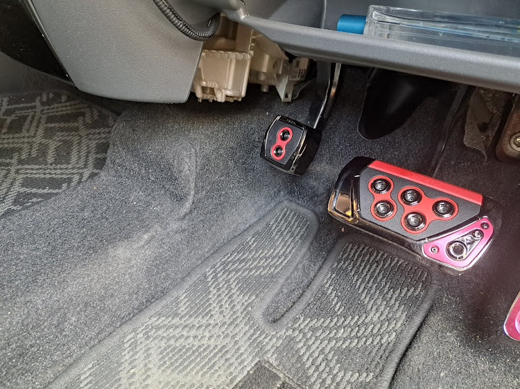 タントカスタムのレッツオペダル・サイドブレーキペダル・L375S・DIY・西日本ファミリーに関するカスタム事例の投稿画像3枚目