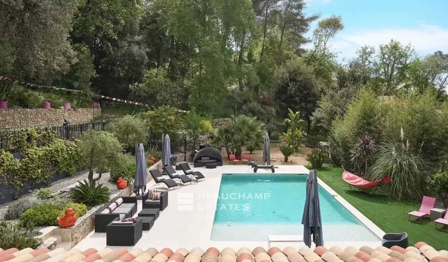 Villa with pool Mougins