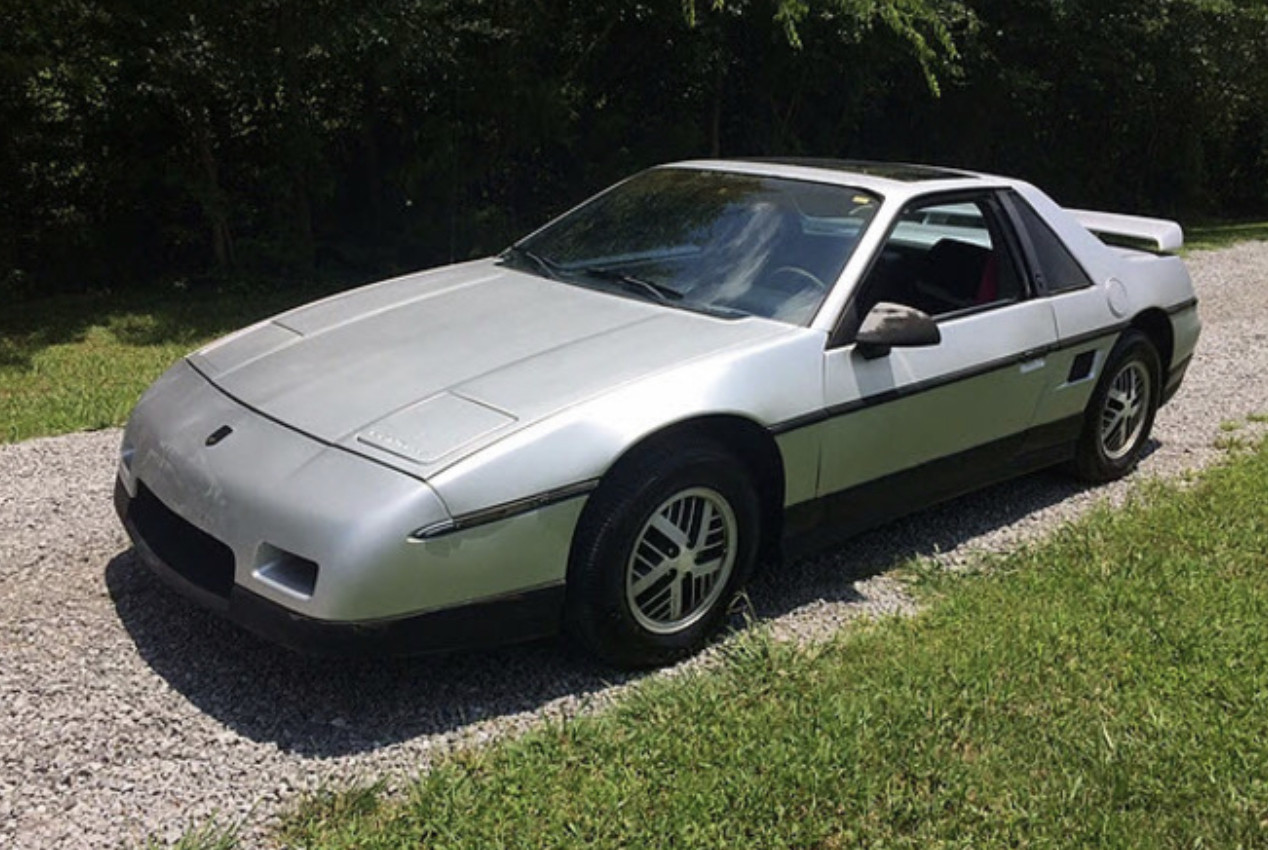 1986 Pontiac Fiero in Nashville Hire Lebanon