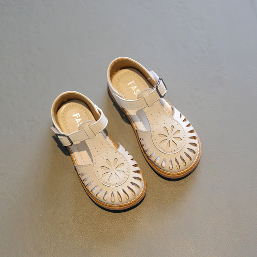Title 5, Childrens Cutout British Soft Sole Sandals Com...